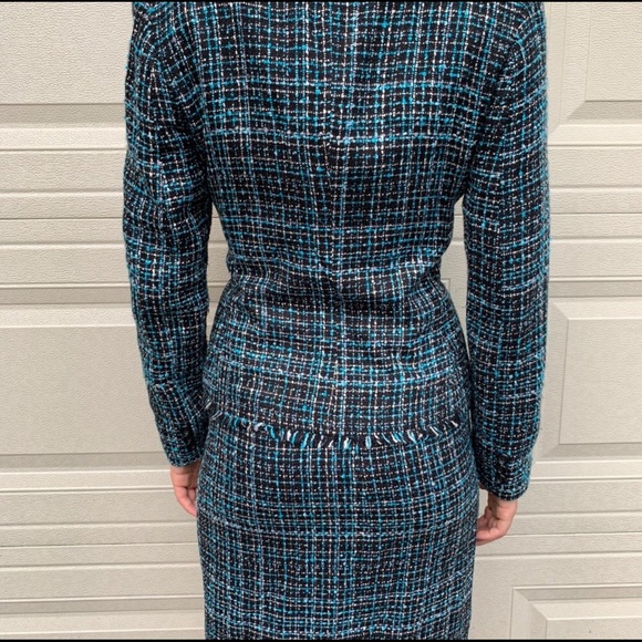 Taiga Tweed Blue and Black Suit Size 6 - Picture 4 of 14